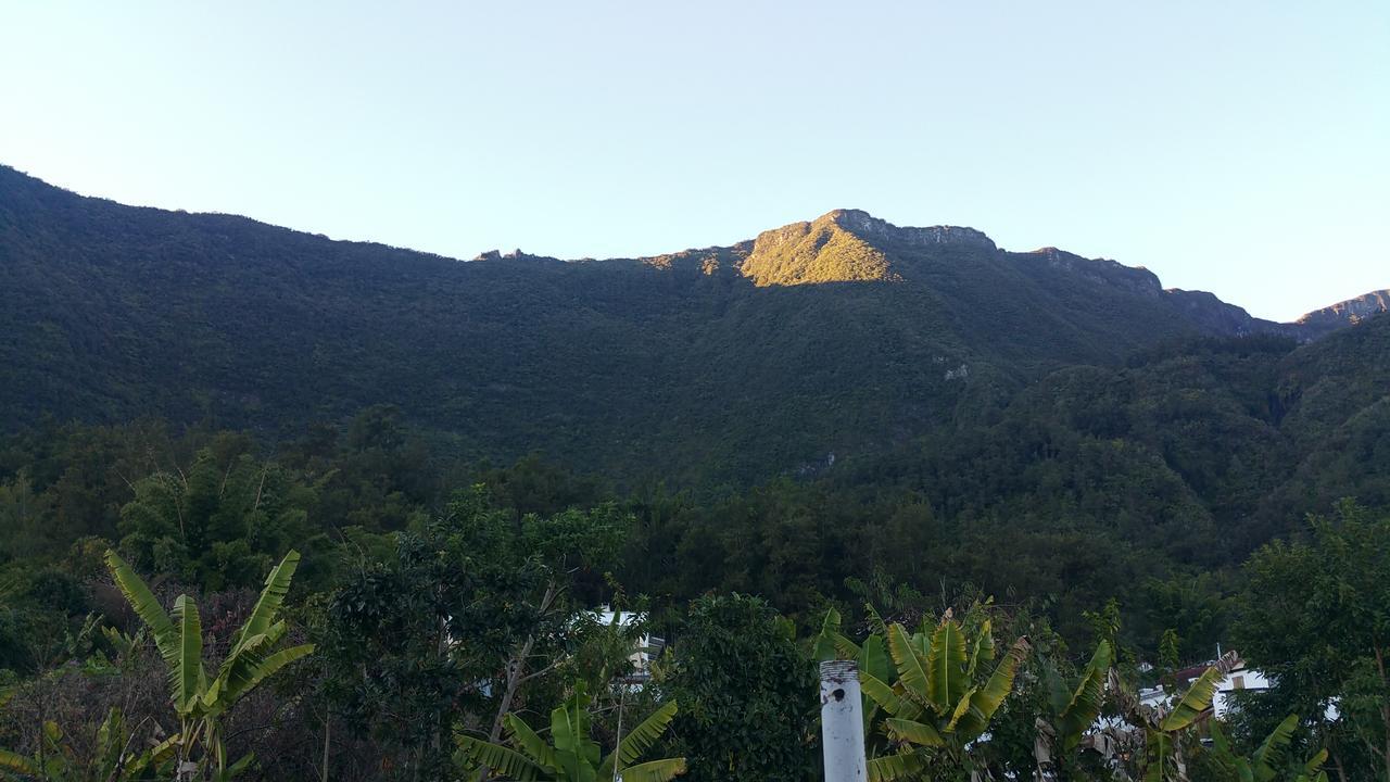 Gite Du Piton D Anchaing Hell-Bourg Exterior photo