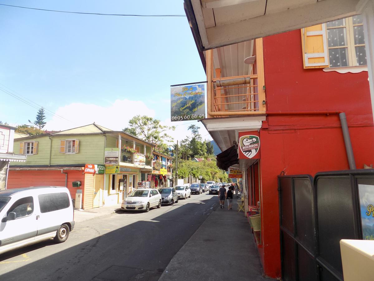 Gite Du Piton D Anchaing Hell-Bourg Exterior photo